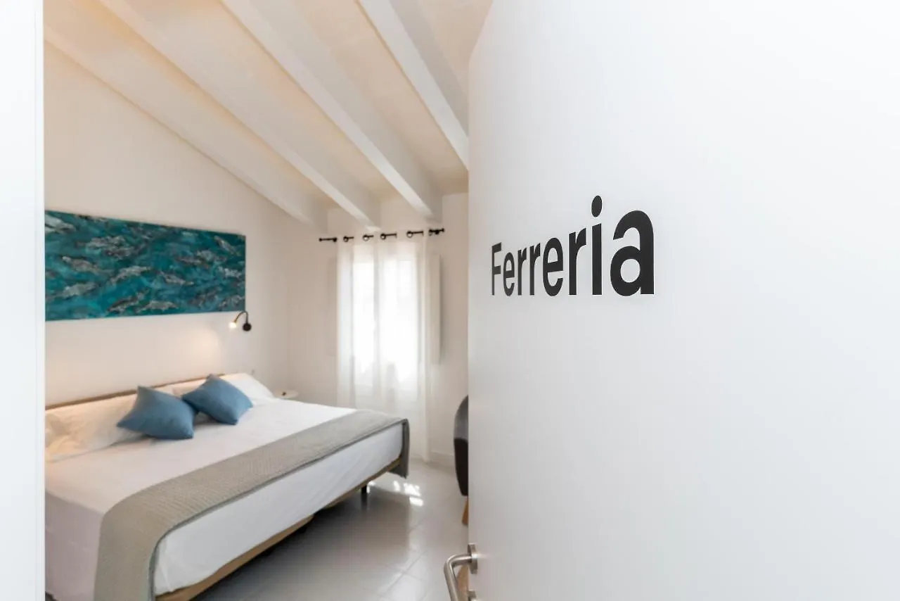 Hotel M - 27 Es Mercadal