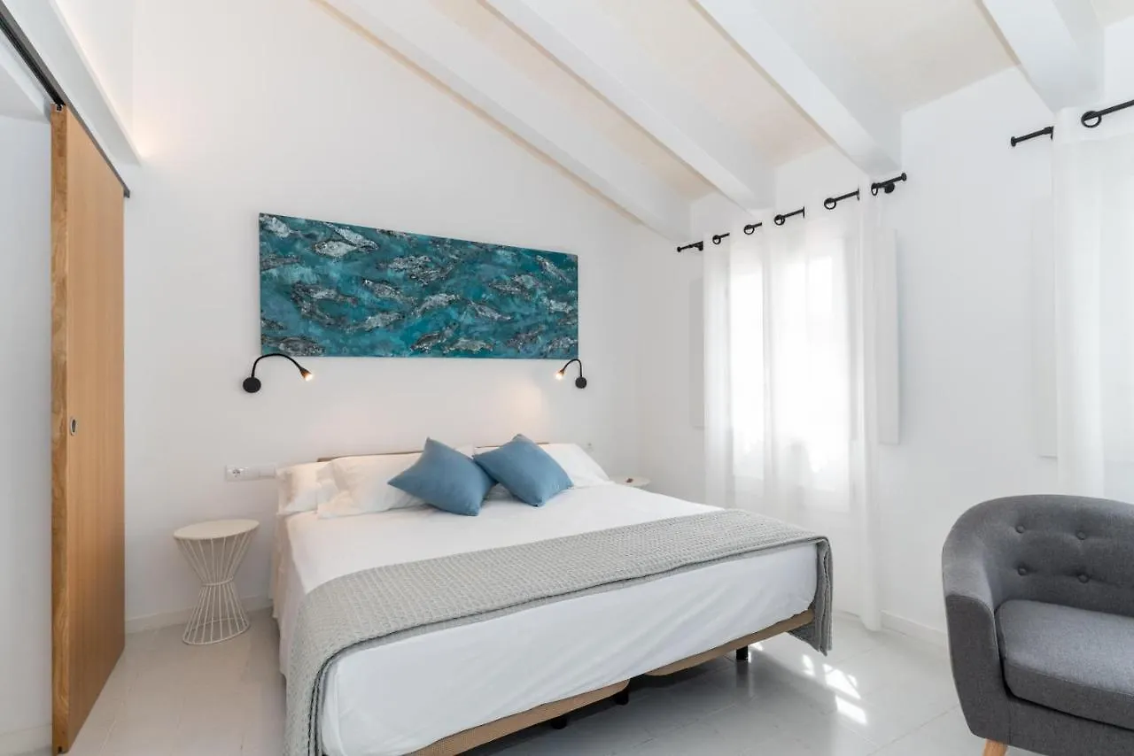 Hotel M - 27 Es Mercadal