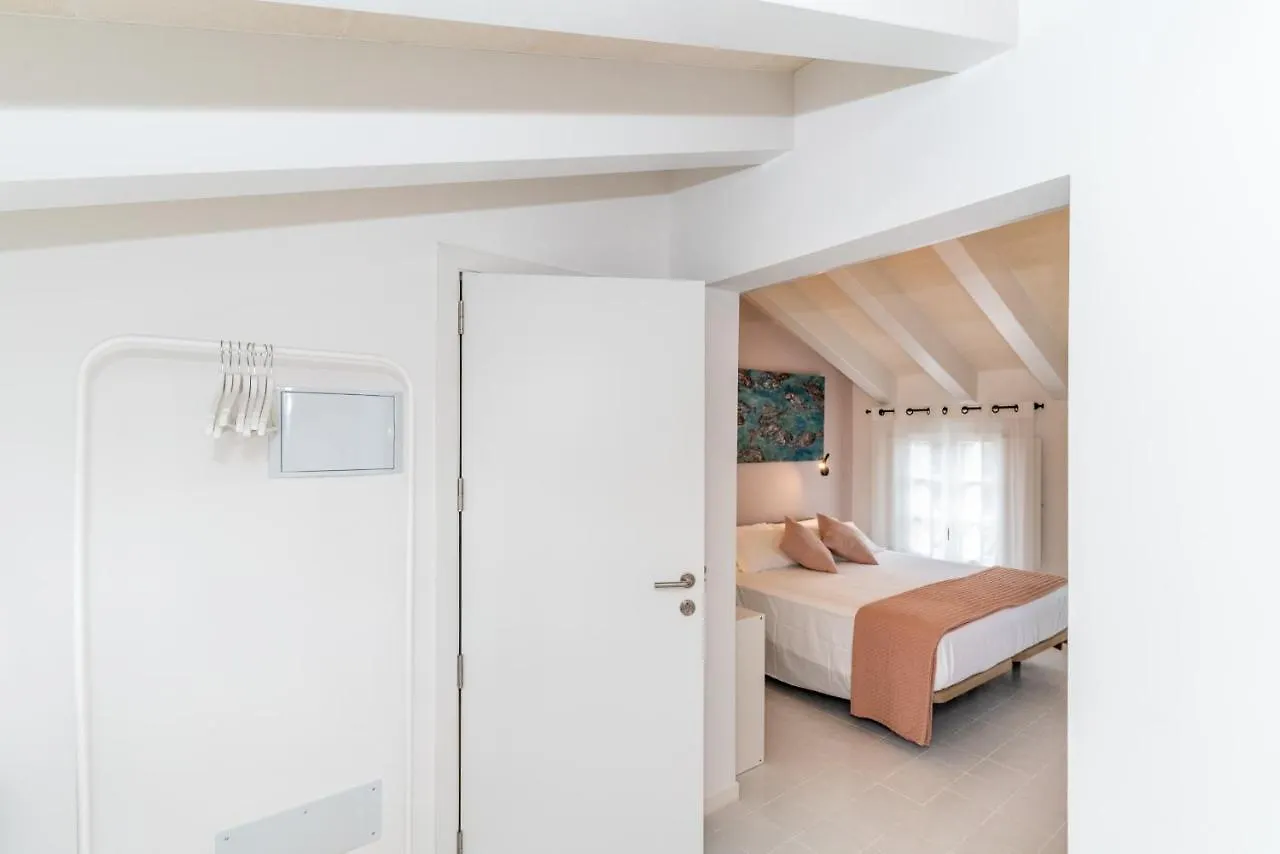 Hotel M - 27 Es Mercadal